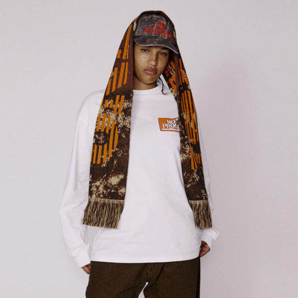 NO PROBLEMO Stickers LS Tee