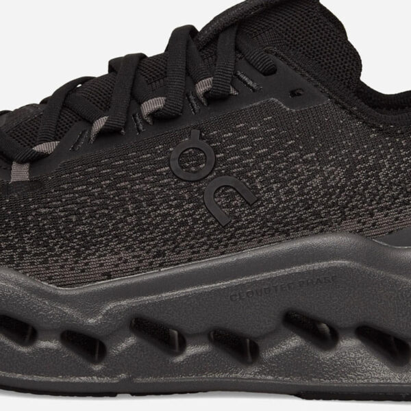 ON Cloudsurfer Max - Black / Eclipse