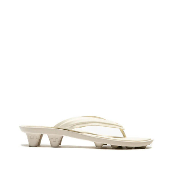 PUMA FENTY Cat Cleat Slides - Alpine Snow / Gold